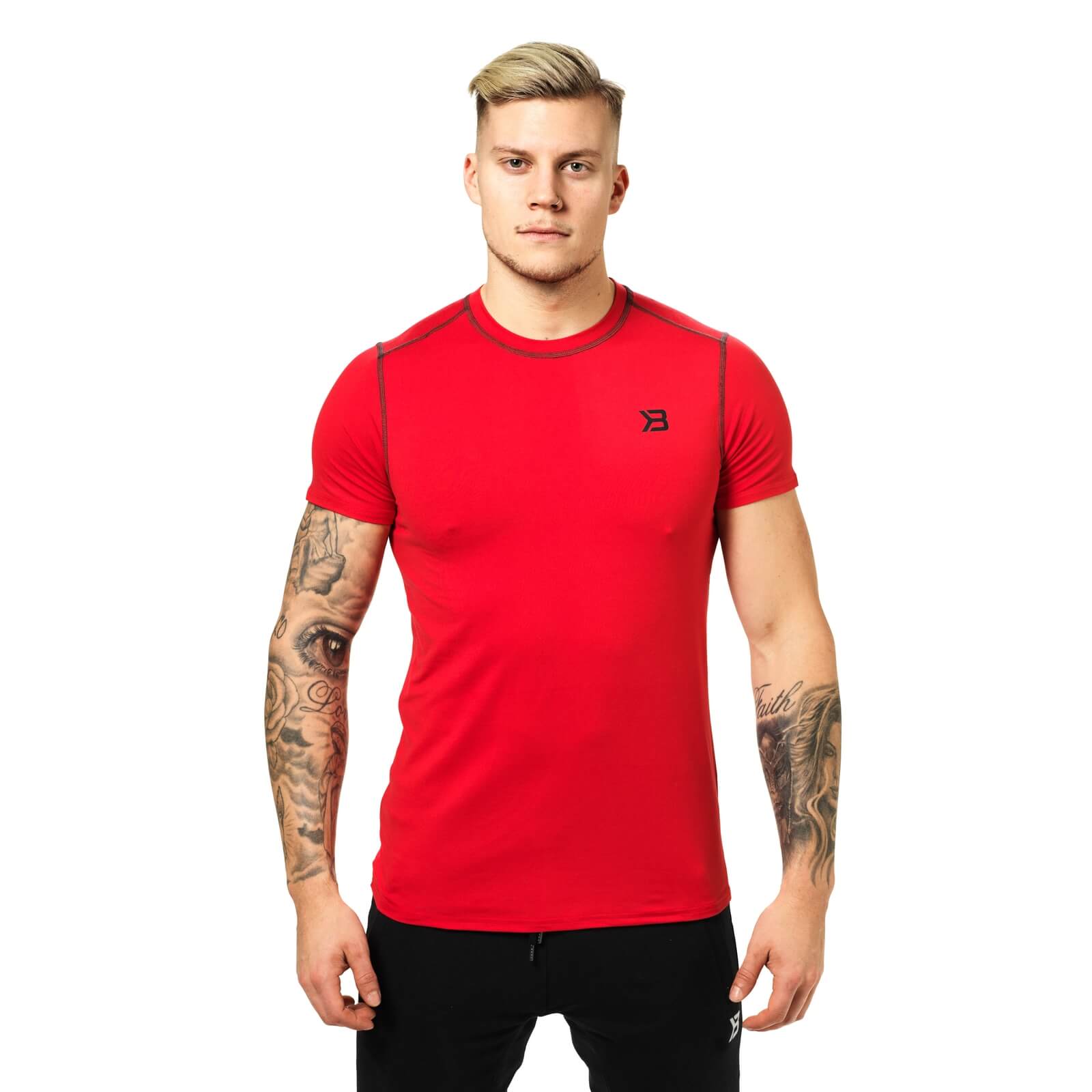 Sjekke Performance Tee, bright red, Better Bodies hos SportGymButikken.no