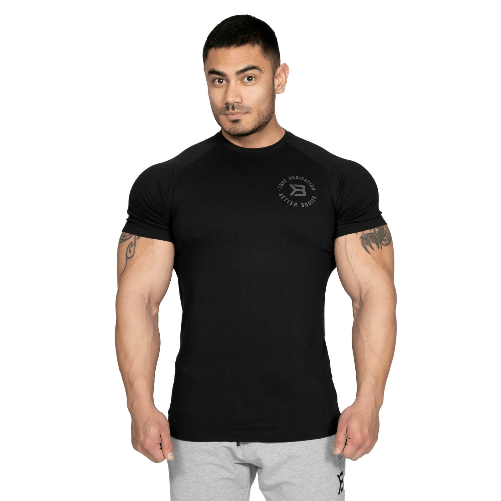 Sjekke Gym Tapered Tee, black, Better Bodies hos SportGymButikken.no