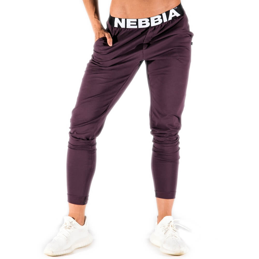 Sjekke Boyfriend Pants, burgundy, Nebbia hos SportGymButikken.no