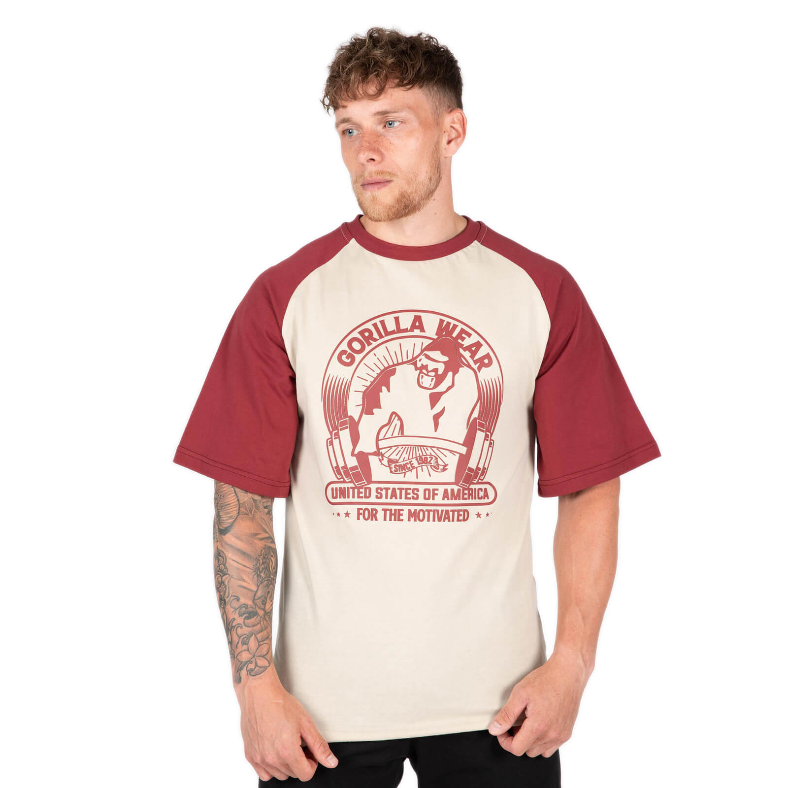 Sjekke Logan Oversized T-Shirt, beige/red, Gorilla Wear hos SportGymButikken.no