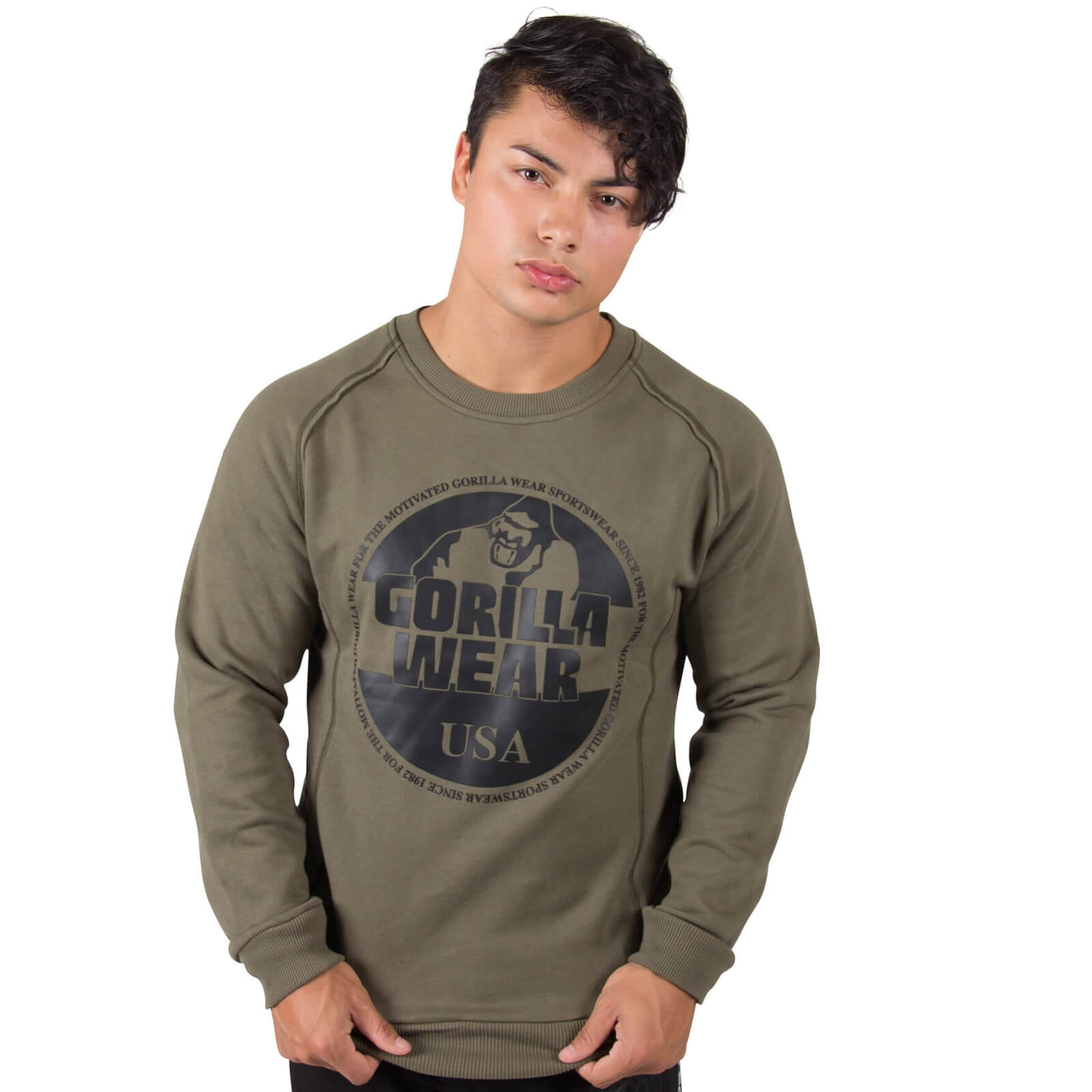 Sjekke Bloomington Crewneck Sweatshirt, army green, Gorilla Wear hos SportGymBut