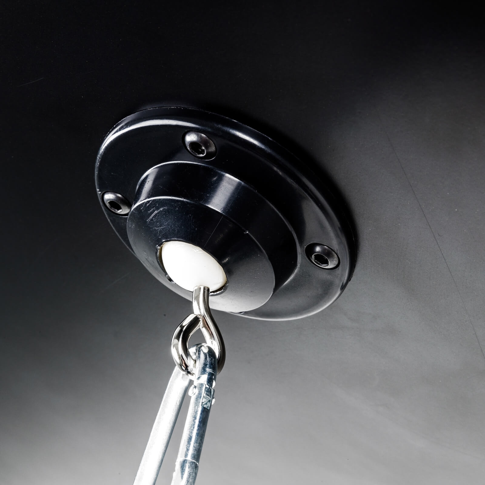 Kjøp Speed Bag Wall Mount Set, black/red, UFC online hos