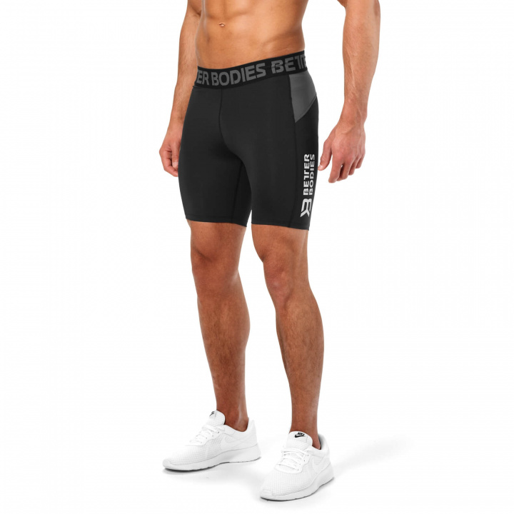 Sjekke Compression Shorts, black, Better Bodies hos SportGymButikken.no