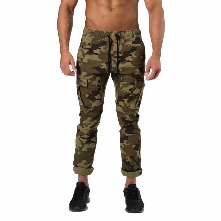 Sjekke Harlem Cargo Pants, military camo, Better Bodies hos SportGymButikken.no