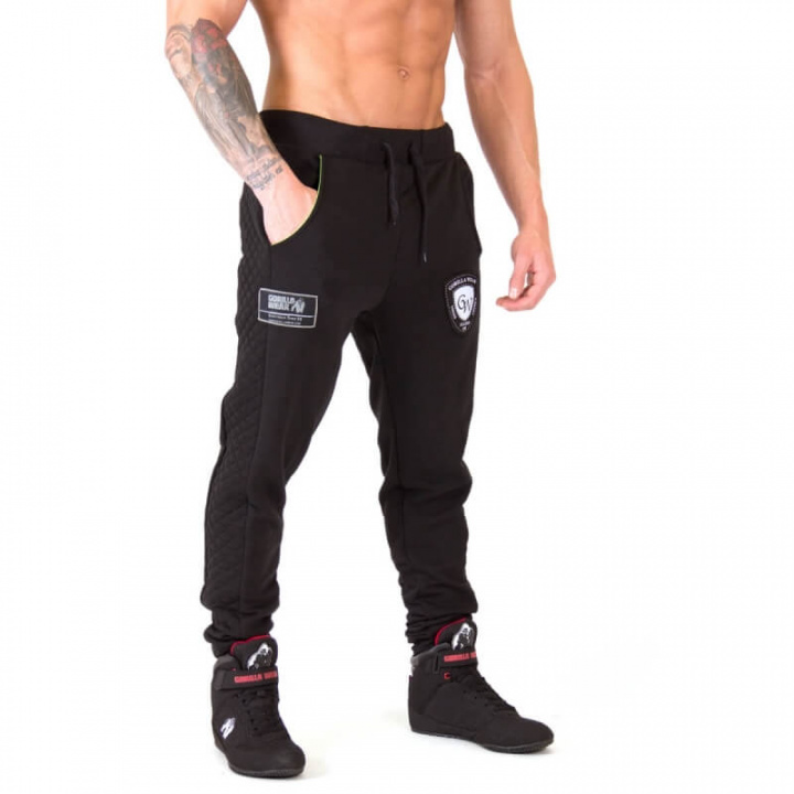 Sjekke Jacksonville Joggers, black, Gorilla Wear hos SportGymButikken.no