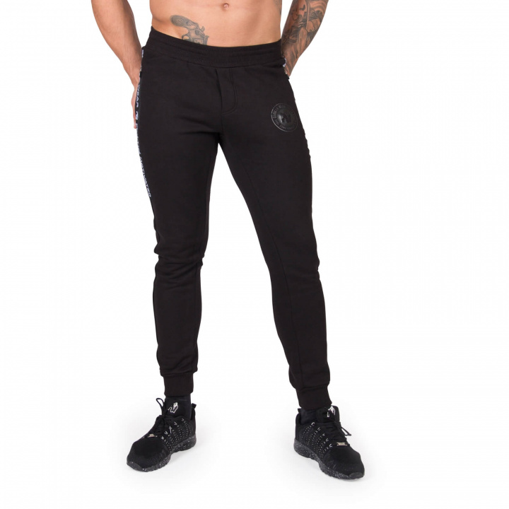 Sjekke Saint Thomas Sweatpants, black, Gorilla Wear hos SportGymButikken.no