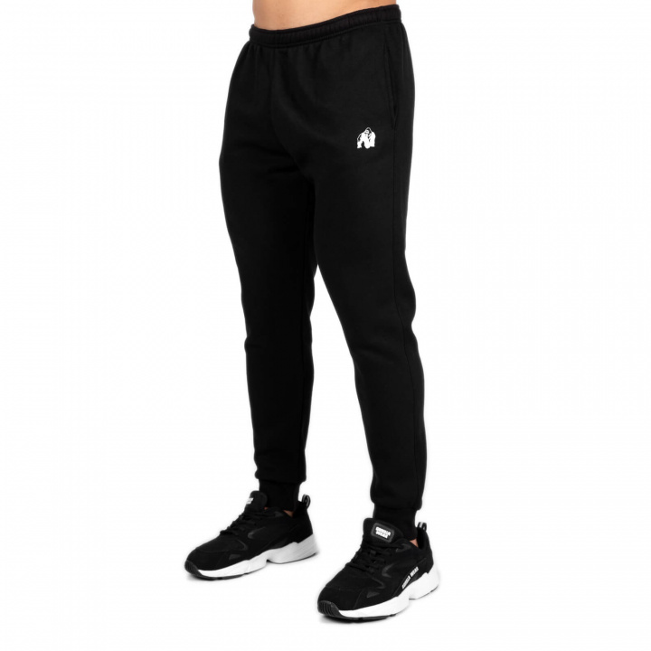 Sjekke Kennewick Sweatpants, black, Gorilla Wear hos SportGymButikken.no