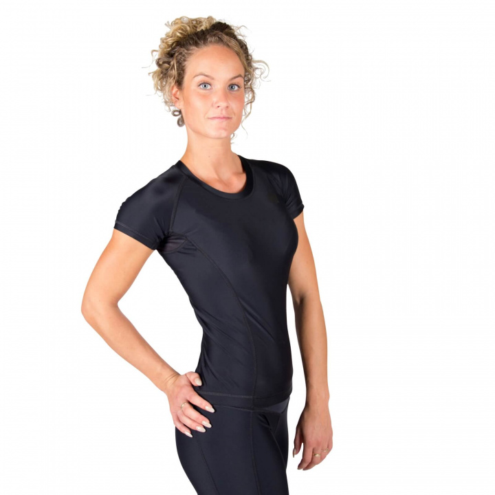 Sjekke Carlin Compression Short Sleeve Top, black/black, Gorilla Wear hos SportG