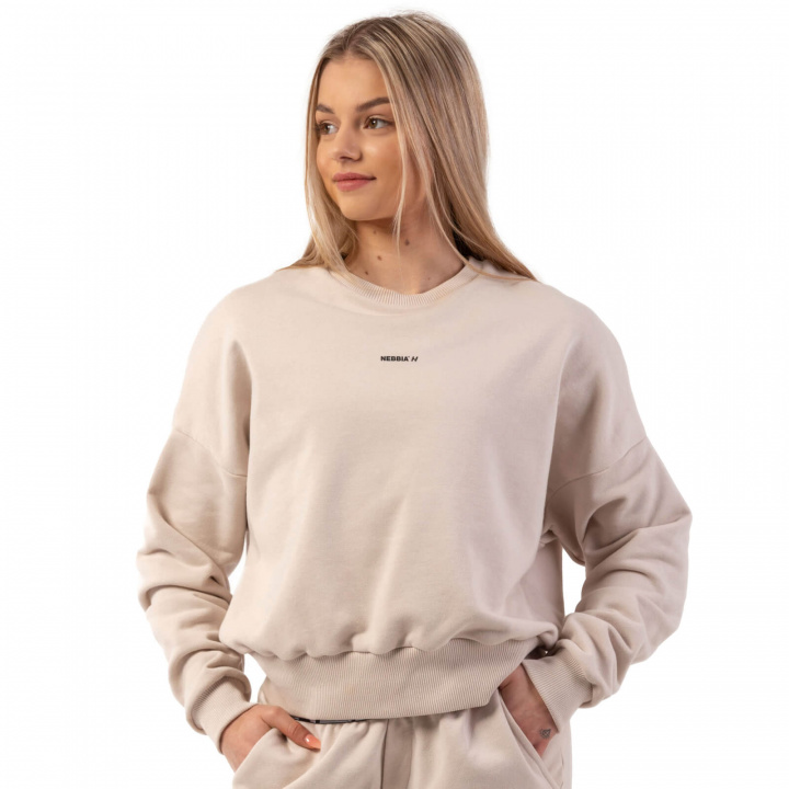 Loose Fit Sweatshirt \'\'Feeling Good\'\', cream, Nebbia i gruppen DameKlær / Gensere & Hettegensere / Longsleeves hos Sportgymbutikken.no (GWN-420-15r)