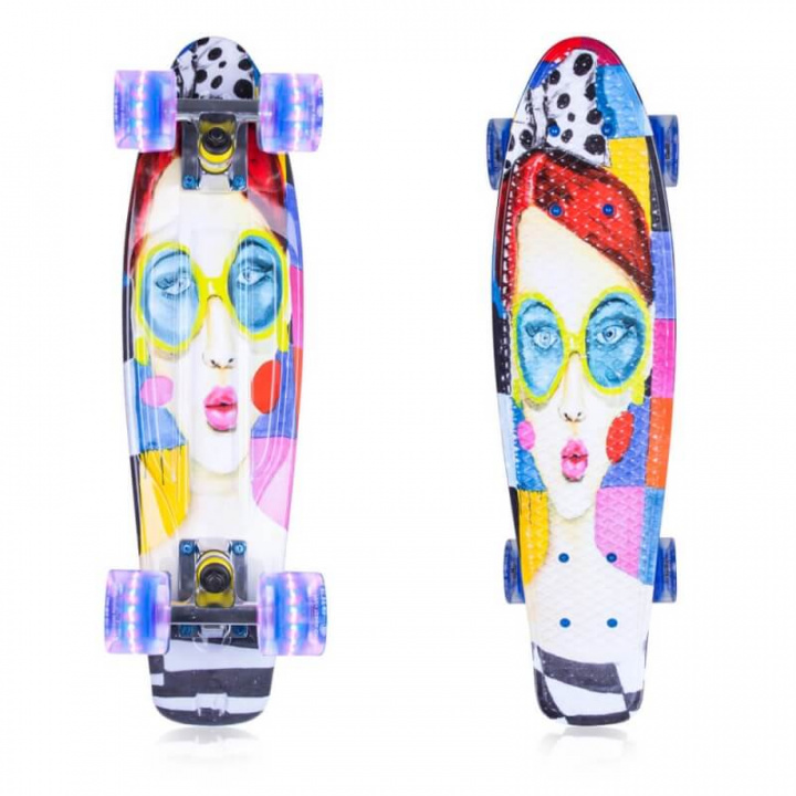 Sjekke Pennyboard Face 22'', ArtFish hos SportGymButikken.no