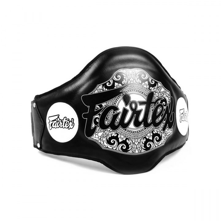 Sjekke Belly Pad BPV2, black/white, Fairtex hos SportGymButikken.no