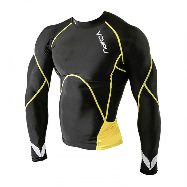 Sjekke Multisport Compression Top, black/yellow, OMPU hos SportGymButikken.no